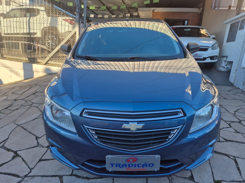 ONIX 1.0 LT 8V FLEX 4P MANUAL - 2015 - CAXIAS DO SUL