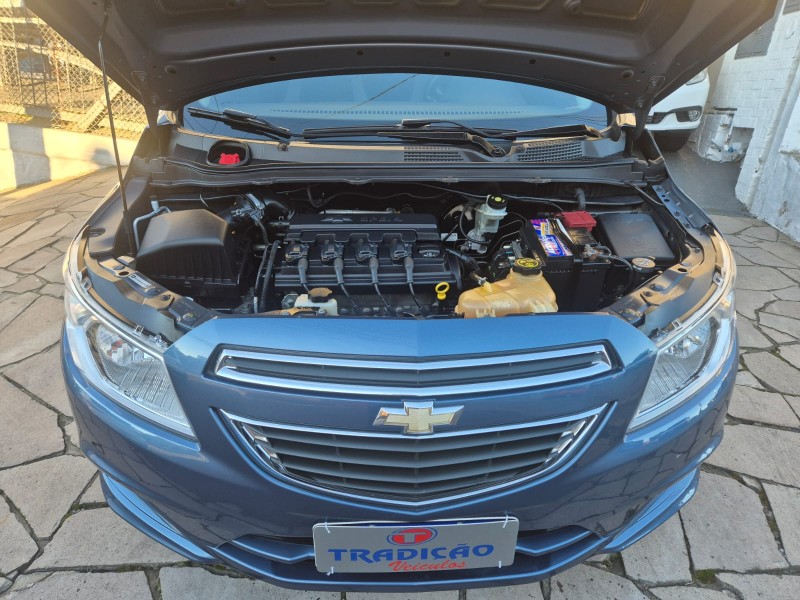 ONIX 1.0 LT 8V FLEX 4P MANUAL - 2015 - CAXIAS DO SUL