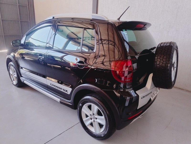 CROSSFOX 1.6 MI FLEX 8V 4P MANUAL - 2011 - SãO SEBASTIãO DO CAí