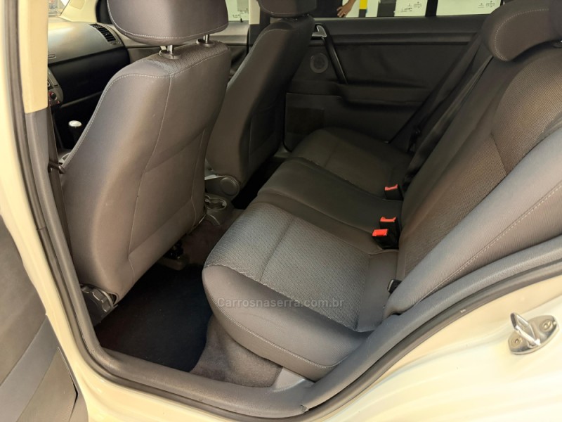 POLO 1.6 MI COMFORTLINE 8V FLEX 4P MANUAL - 2013 - BOM RETIRO DO SUL