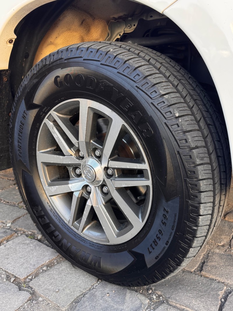 HILUX 3.0 SRV 4X4 CD 16V TURBO INTERCOOLER DIESEL 4P AUTOMÁTICO - 2015 - CAXIAS DO SUL