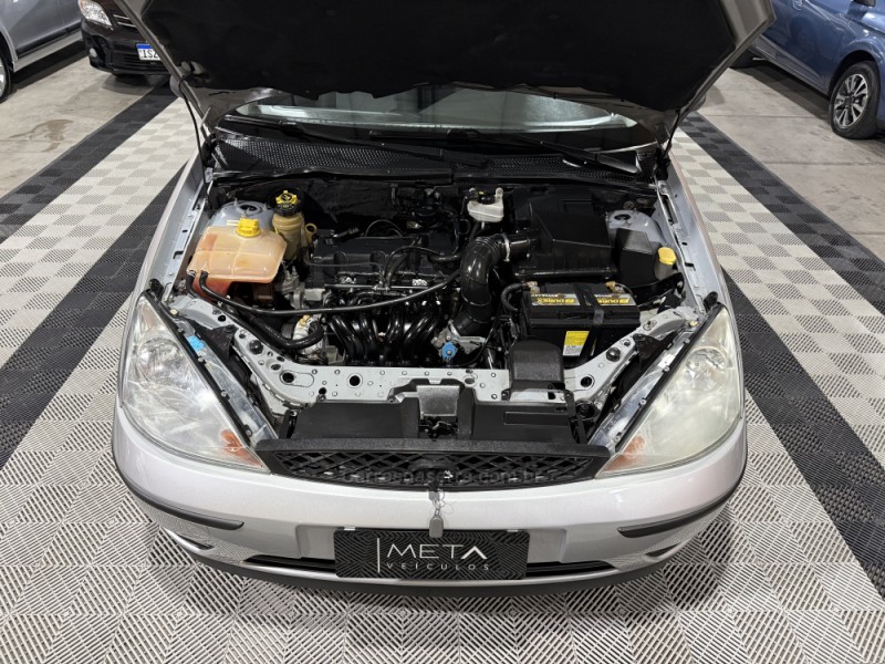 FOCUS 1.6 GL 8V FLEX 4P MANUAL - 2008 - BENTO GONçALVES