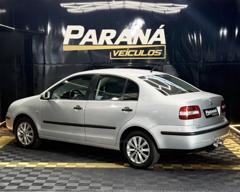 POLO SEDAN 1.6 8V GASOLINA 4P MANUAL - 2004 - ESTâNCIA VELHA