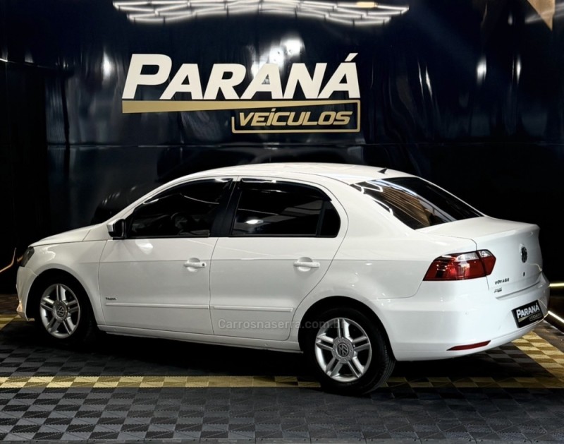 VOYAGE 1.6 MI TREND 8V FLEX 4P MANUAL - 2013 - ESTâNCIA VELHA