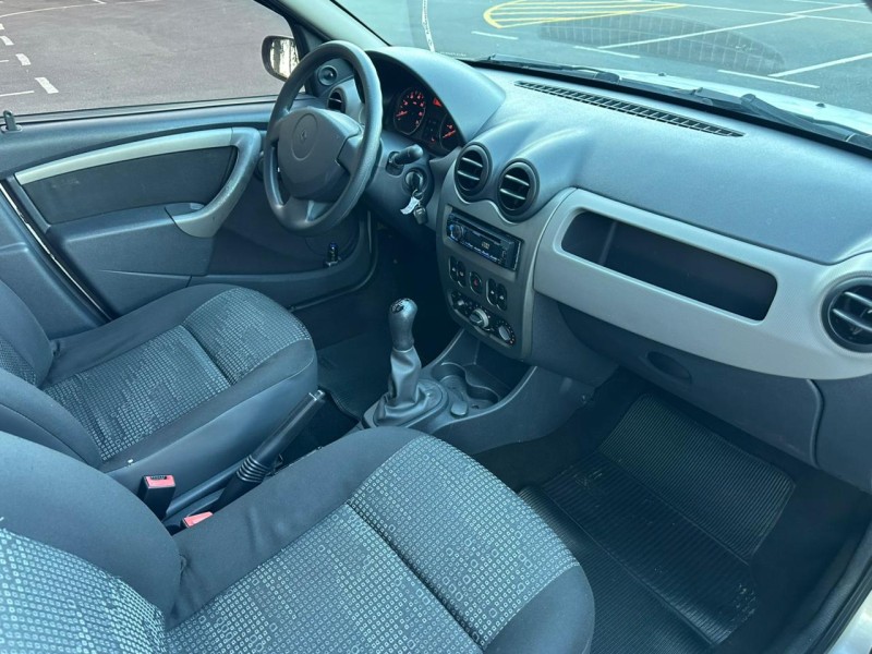 SANDERO 1.0 EXPRESSION 16V FLEX 4P MANUAL - 2009 - CAXIAS DO SUL