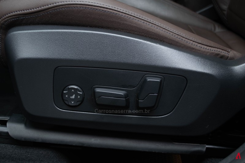 X1 2.0 16V TURBO ACTIVEFLEX SDRIVE20I M SPORT 4P AUTOMÁTICO - 2025 - GARIBALDI