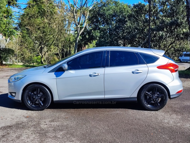 FOCUS 1.6 S HATCH 16V FLEX 4P AUTOMÁTICO - 2016 - FARROUPILHA