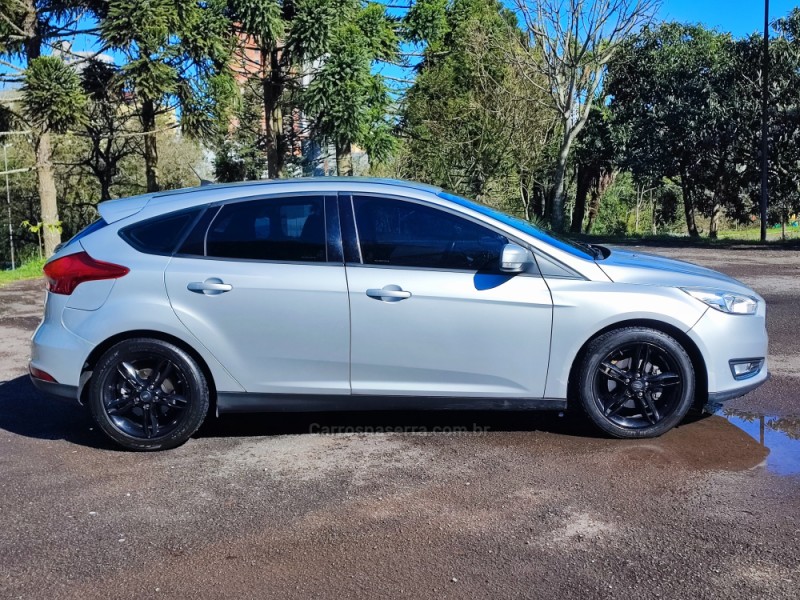 FOCUS 1.6 S HATCH 16V FLEX 4P AUTOMÁTICO - 2016 - FARROUPILHA