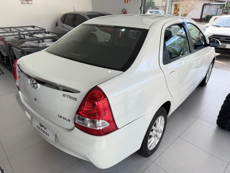ETIOS 1.5 XLS SEDAN 16V FLEX 4P MANUAL - 2016 - CAXIAS DO SUL