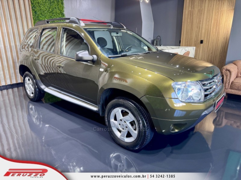 DUSTER 1.6 EXPRESSION 4X2 16V FLEX 4P MANUAL - 2014 - NOVA PRATA