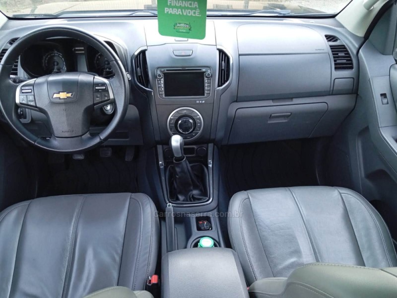 S10 2.4 LTZ 4X2 CD 8V FLEX 4P MANUAL - 2014 - PICADA CAFé