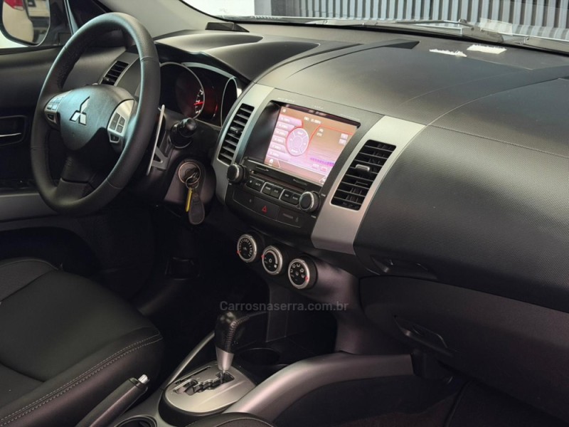 OUTLANDER 2.0 16V GASOLINA 4P AUTOMÁTICO - 2013 - ESTâNCIA VELHA