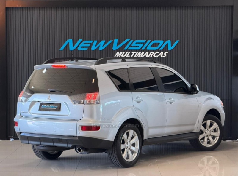 OUTLANDER 2.0 16V GASOLINA 4P AUTOMÁTICO - 2013 - ESTâNCIA VELHA