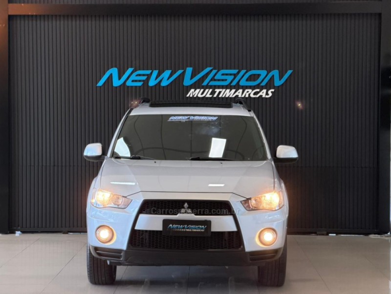 OUTLANDER 2.0 16V GASOLINA 4P AUTOMÁTICO - 2013 - ESTâNCIA VELHA