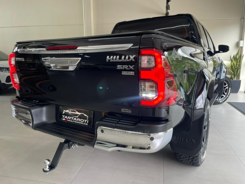 HILUX 2.8 SRX PLUS 4X4 CD TURBO DIESEL 4P AUTOMÁTICO - 2024 - CAXIAS DO SUL