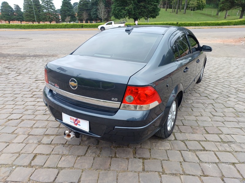 VECTRA 2.0 MPFI EXPRESSION 8V FLEX 4P MANUAL - 2009 - FLORES DA CUNHA