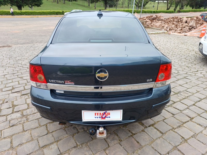 VECTRA 2.0 MPFI EXPRESSION 8V FLEX 4P MANUAL - 2009 - FLORES DA CUNHA