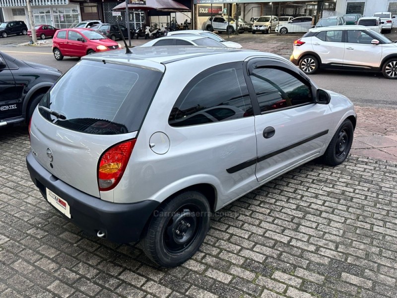 CELTA 1.0 MPFI 8V GASOLINA 2P MANUAL - 2002 - CAMPO BOM