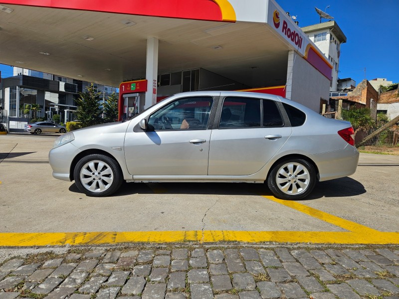 SYMBOL 1.6 PRIVILÈGE 16V FLEX 4P MANUAL - 2011 - CAXIAS DO SUL