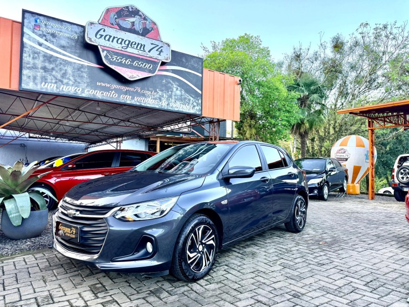 ONIX 1.0 LT 12V FLEX 4P MANUAL - 2025 - TRêS COROAS