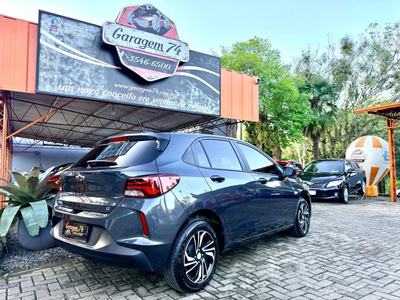 ONIX 1.0 LT 12V FLEX 4P MANUAL - 2025 - TRêS COROAS