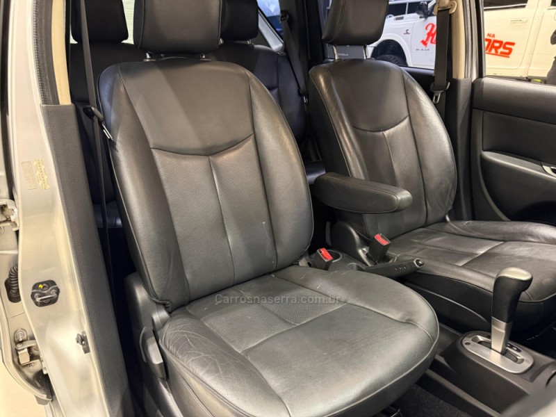 LIVINA 1.8 SL X-GEAR 16V FLEX 4P AUTOMÁTICO - 2013 - CAXIAS DO SUL
