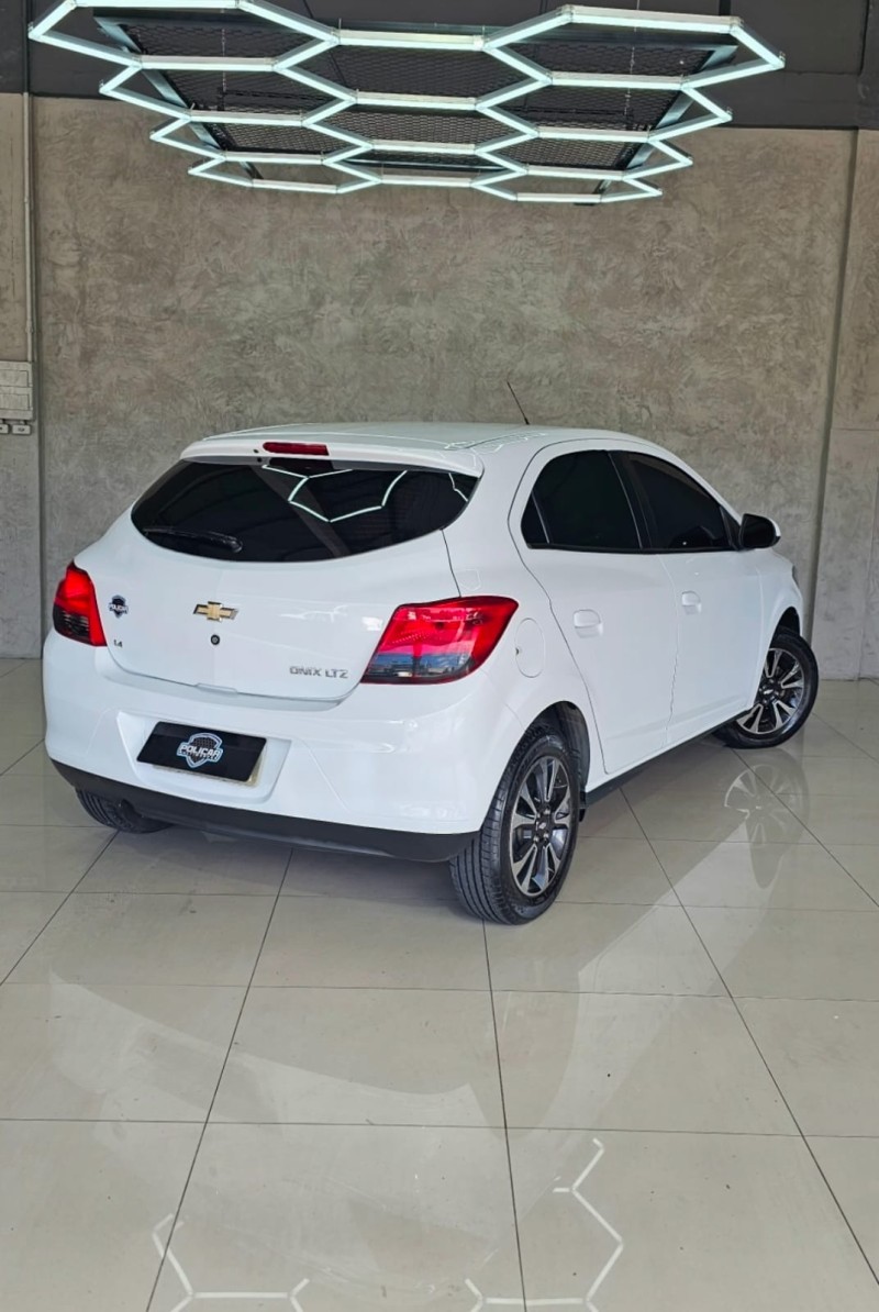 ONIX 1.4 MPFI LTZ 8V FLEX 4P MANUAL - 2013 - CAXIAS DO SUL