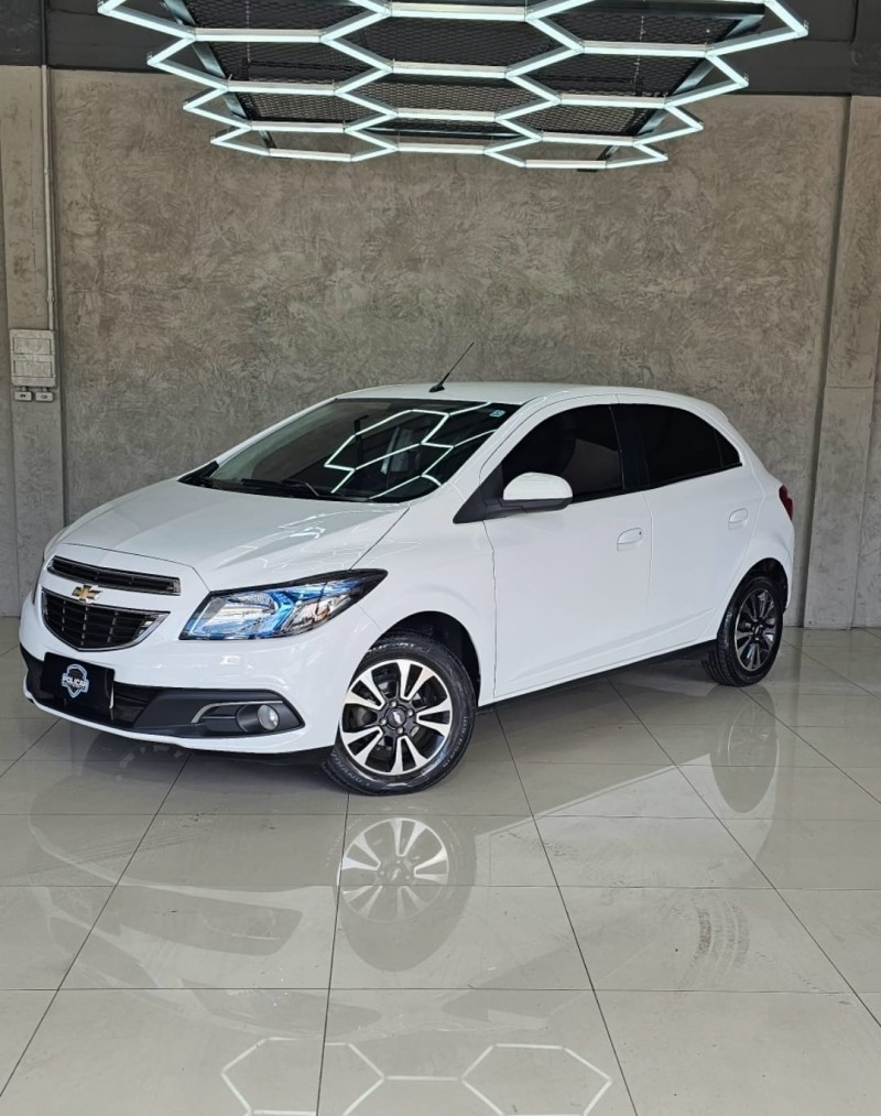 ONIX 1.4 MPFI LTZ 8V FLEX 4P MANUAL - 2013 - CAXIAS DO SUL