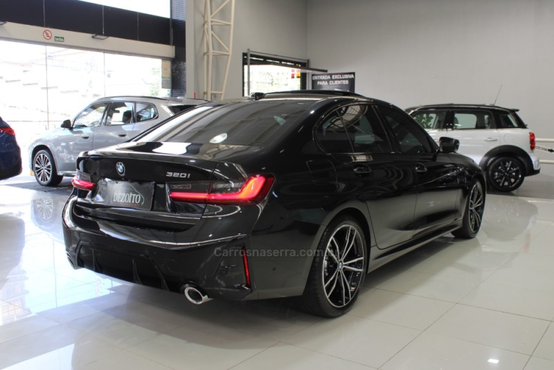 320I 2.0 M SPORT 16V TURBO ACTIVEFLEX 4P AUTOMÁTICO - 2024 - CAXIAS DO SUL