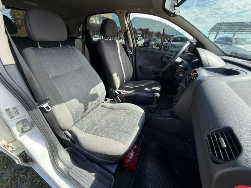 CORSA 1.0 MPFI MAXX 8V FLEX 4P MANUAL - 2012 - FARROUPILHA