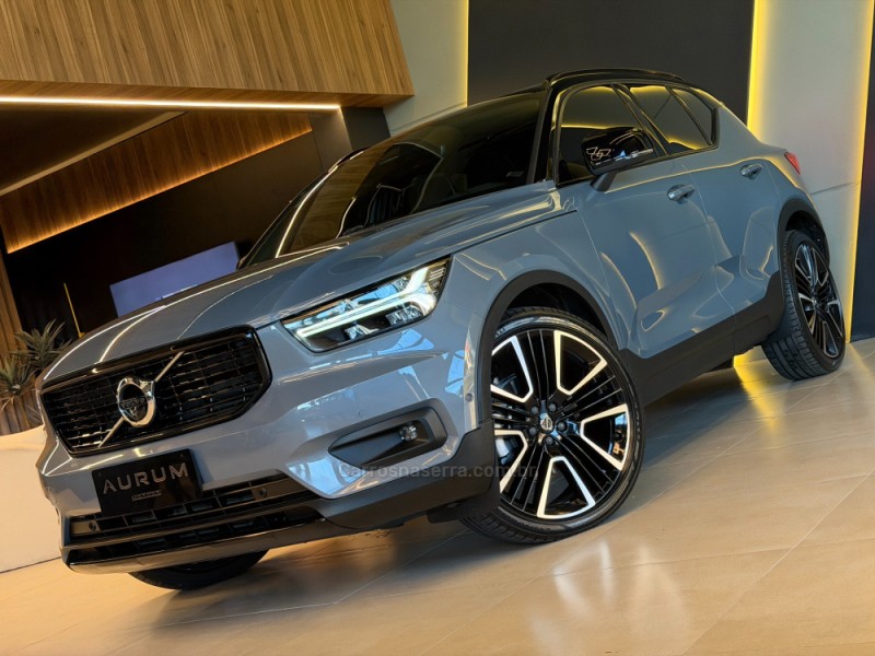 XC 40 2.0 T5 GASOLINA R-DESIGN AWD GEARTRONIC - 2020 - CAXIAS DO SUL