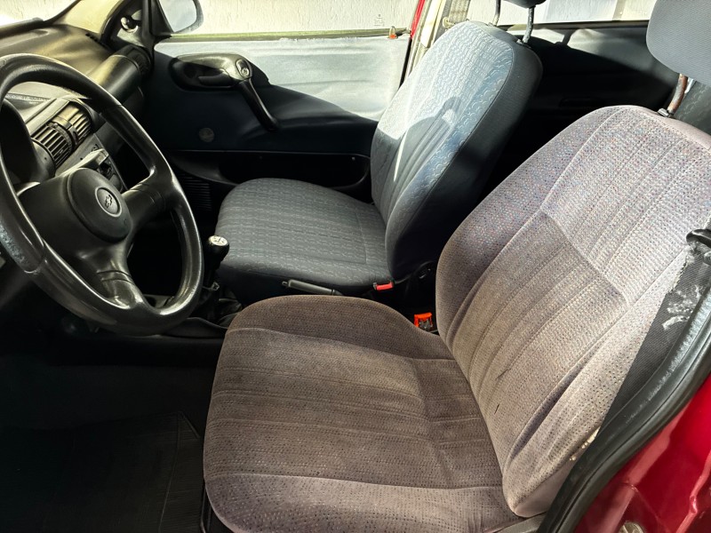 CORSA 1.0 EFI WIND 8V GASOLINA 4P MANUAL - 2000 - BOM PRINCíPIO