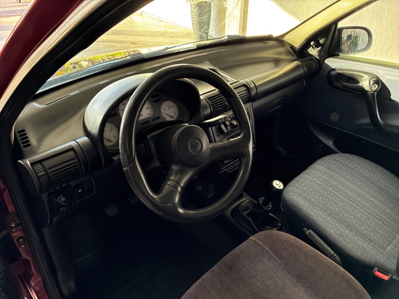 CORSA 1.0 EFI WIND 8V GASOLINA 4P MANUAL - 2000 - BOM PRINCíPIO