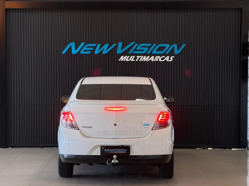 PRISMA 1.4 MPFI LTZ 8V FLEX 4P MANUAL - 2015 - ESTâNCIA VELHA