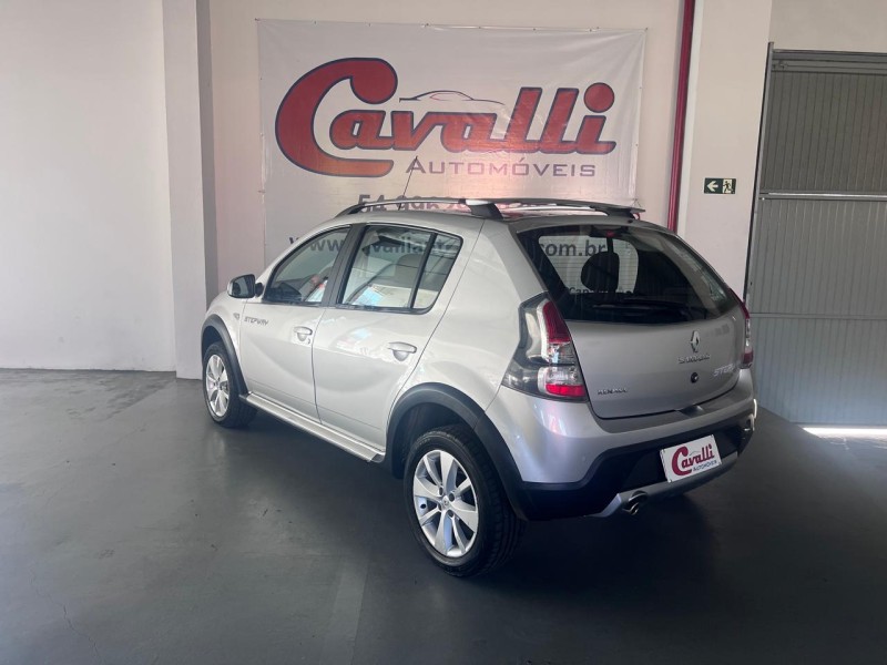 SANDERO 1.6 STEPWAY 16V FLEX 4P MANUAL - 2014 - CAXIAS DO SUL