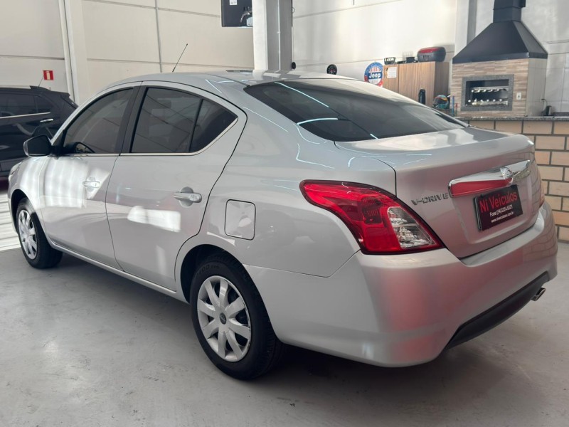 VERSA 1.6 V-DRIVE PLUS 16V FLEX 4P AUTOMÁTICO - 2021 - CAXIAS DO SUL