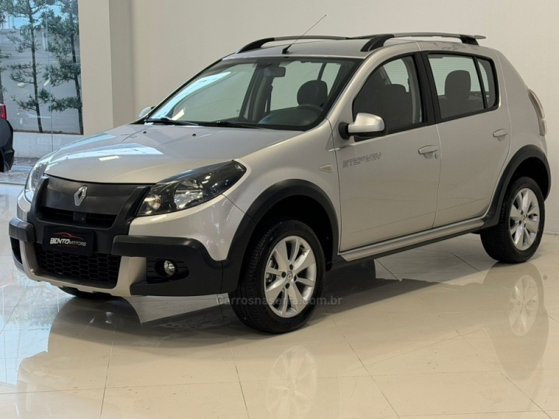 SANDERO 1.6 STEPWAY 8V FLEX 4P MANUAL - 2013 - BENTO GONçALVES