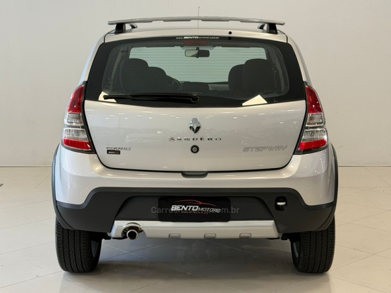SANDERO 1.6 STEPWAY 8V FLEX 4P MANUAL - 2013 - BENTO GONçALVES