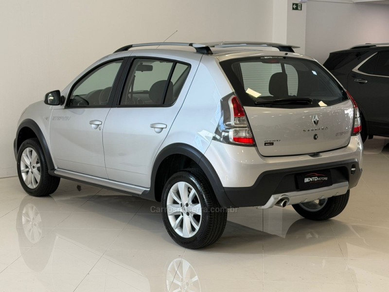 SANDERO 1.6 STEPWAY 8V FLEX 4P MANUAL - 2013 - BENTO GONçALVES