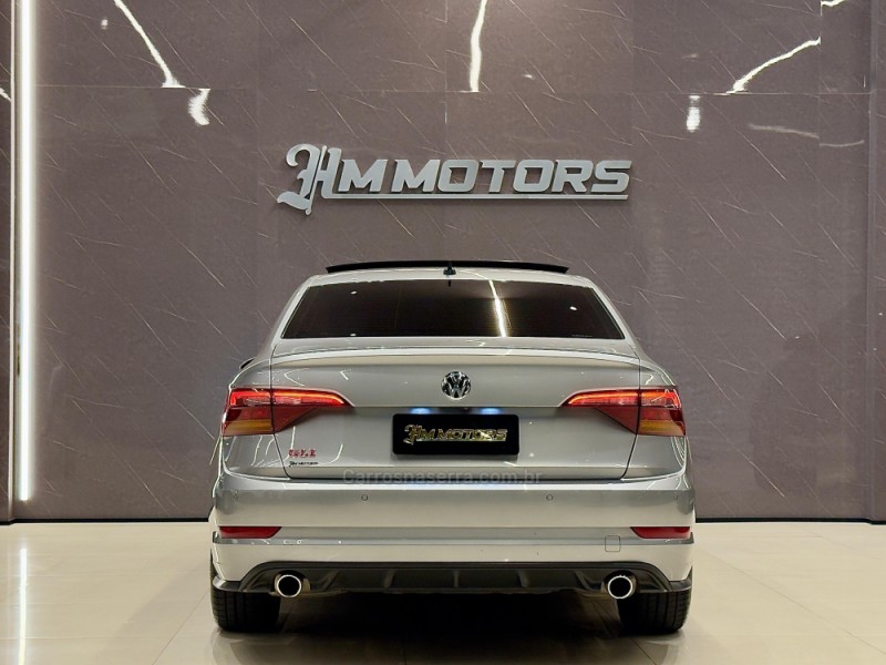 JETTA 2.0 16V TSI GLI 350 GASOLINA 4P AUTOMÁTICO - 2020 - CAXIAS DO SUL