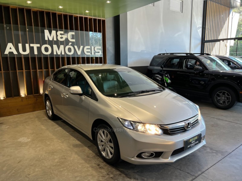CIVIC 2.0 LXR 16V FLEX 4P AUTOMÁTICO - 2014 - CAXIAS DO SUL