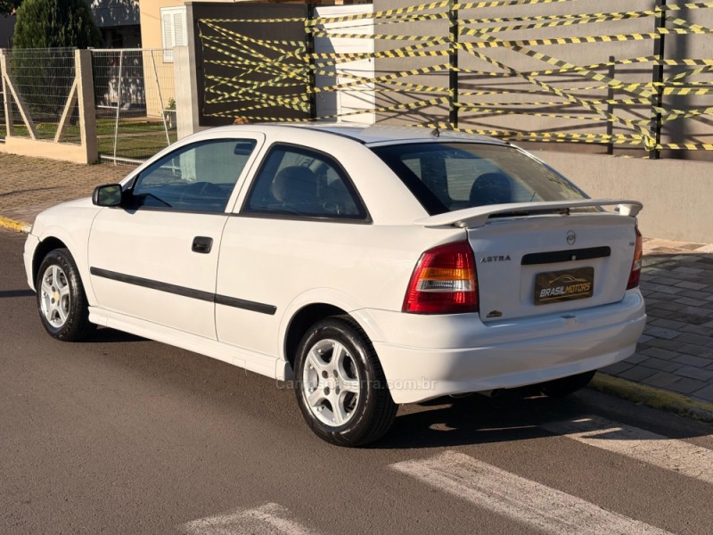 ASTRA 1.8 MPFI GL 8V GASOLINA 2P MANUAL - 1999 - ESTâNCIA VELHA