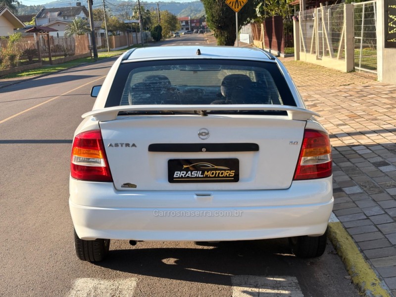 ASTRA 1.8 MPFI GL 8V GASOLINA 2P MANUAL - 1999 - ESTâNCIA VELHA