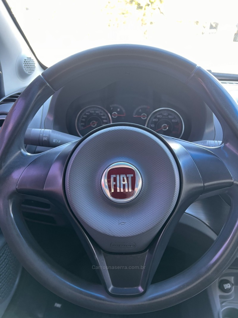 PALIO 1.0 MPI ATTRACTIVE 8V FLEX 4P MANUAL - 2015 - CAXIAS DO SUL