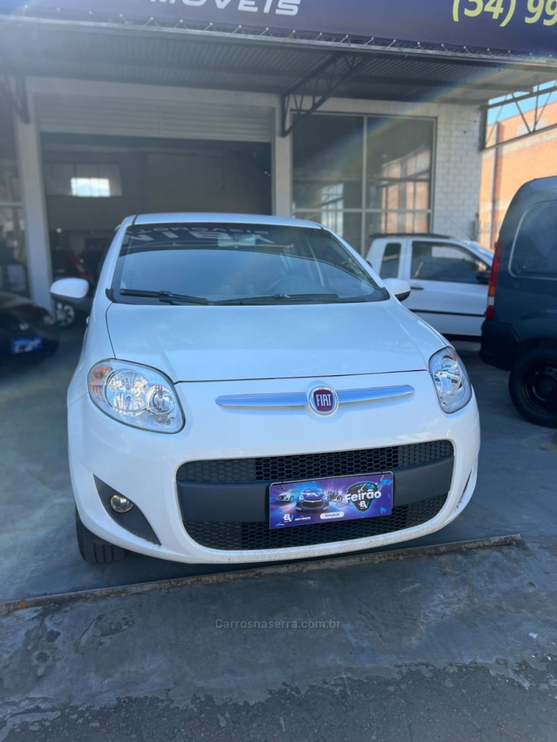 PALIO 1.0 MPI ATTRACTIVE 8V FLEX 4P MANUAL - 2015 - CAXIAS DO SUL