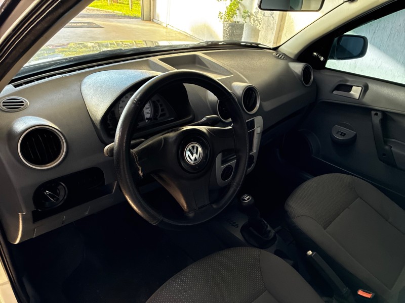 SAVEIRO 1.6 MI TREND CE 8V FLEX 2P MANUAL G.IV - 2010 - BOM PRINCíPIO