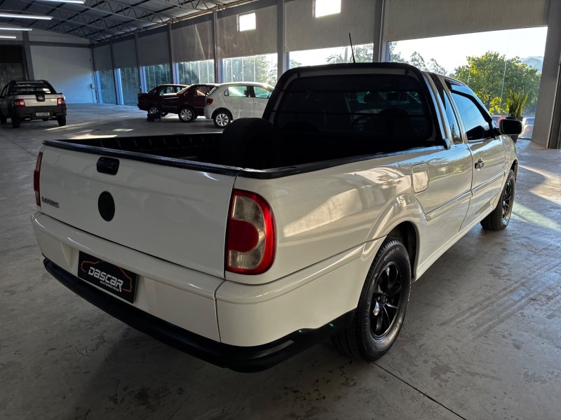 SAVEIRO 1.6 MI TREND CE 8V FLEX 2P MANUAL G.IV - 2010 - BOM PRINCíPIO