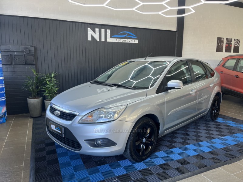 focus 1.6 8v flex 4p manual 2013 caxias do sul