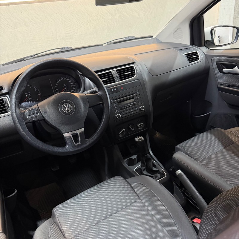 FOX 1.6 MI ITREND 8V FLEX 4P MANUAL - 2012 - CAXIAS DO SUL