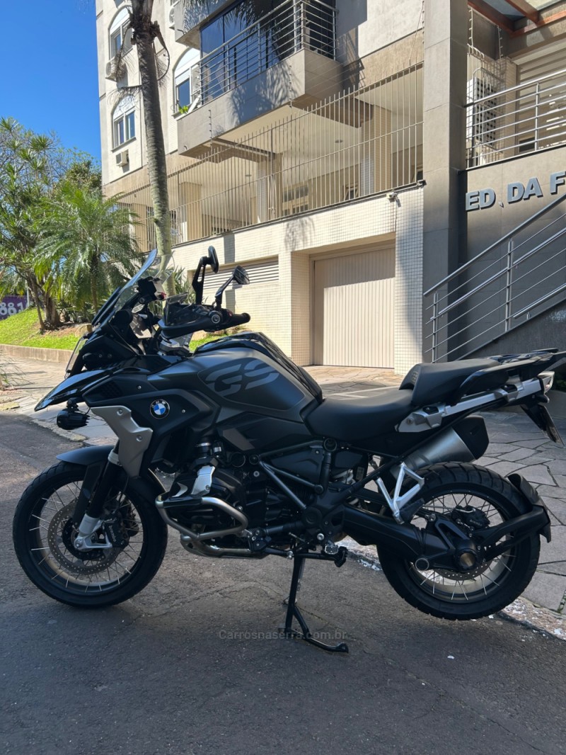 R 1250 GS PREMIUM TRIPLE BLACK - 2023 - SãO LEOPOLDO